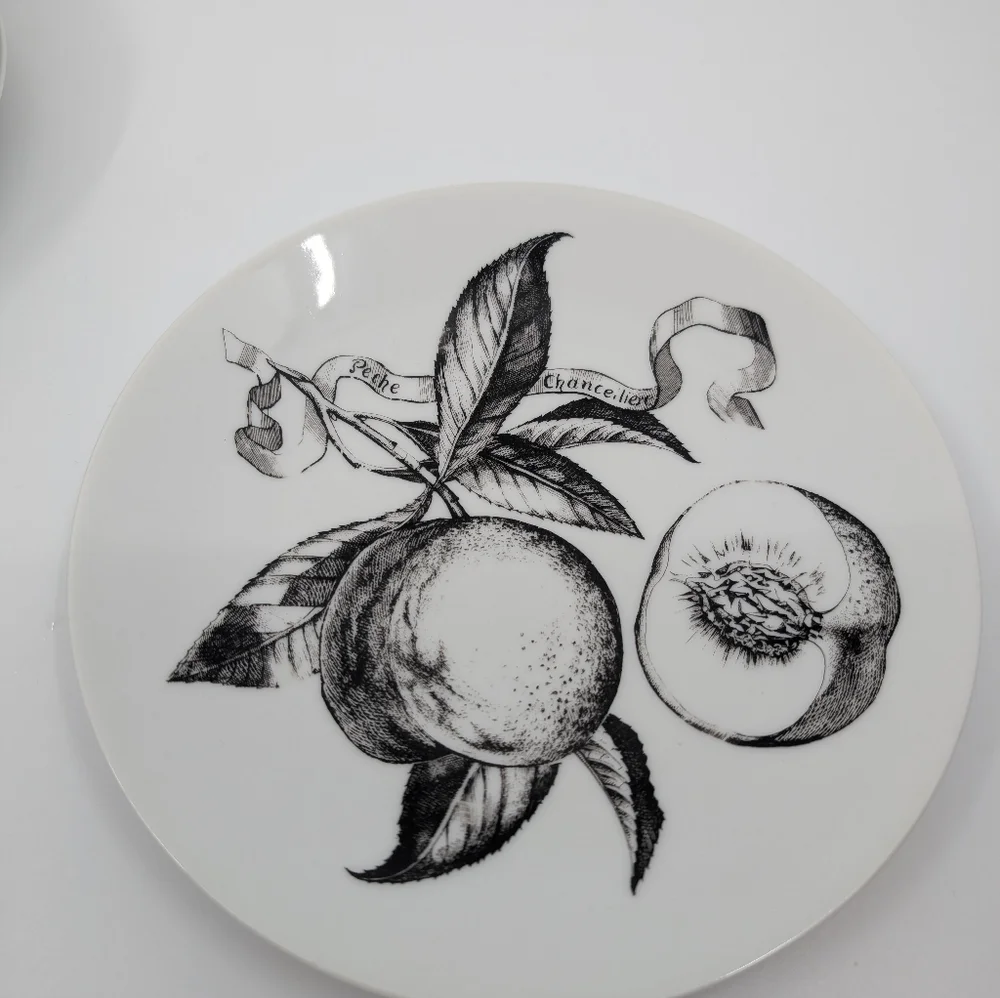 Lot of 6 vintage Bareuther waldsassen Bavaria porcelain plates 7 3/4" - Picture 5 of 11